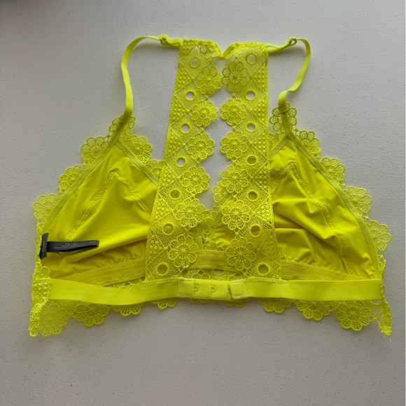 SALE 🏷️Aerie Lace Trim Bralette Size Medium - Picture 2 of 10